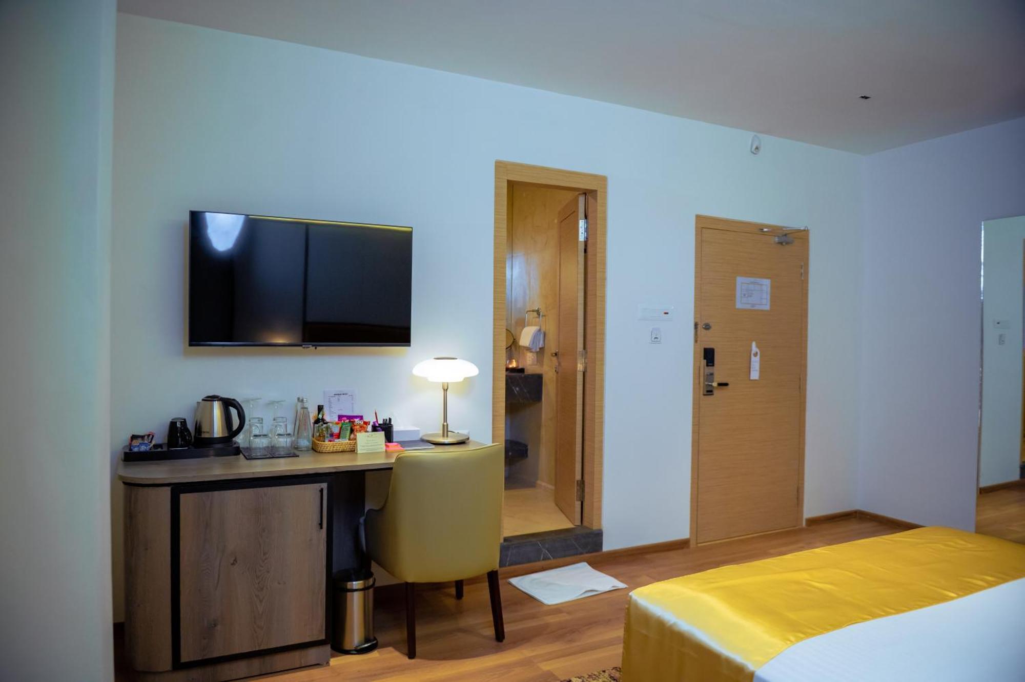 Shulem Boutique Hotel Dimapur Luaran gambar