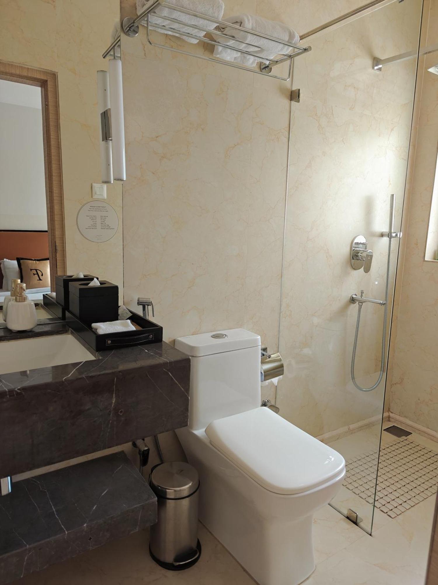 Shulem Boutique Hotel Dimapur Luaran gambar